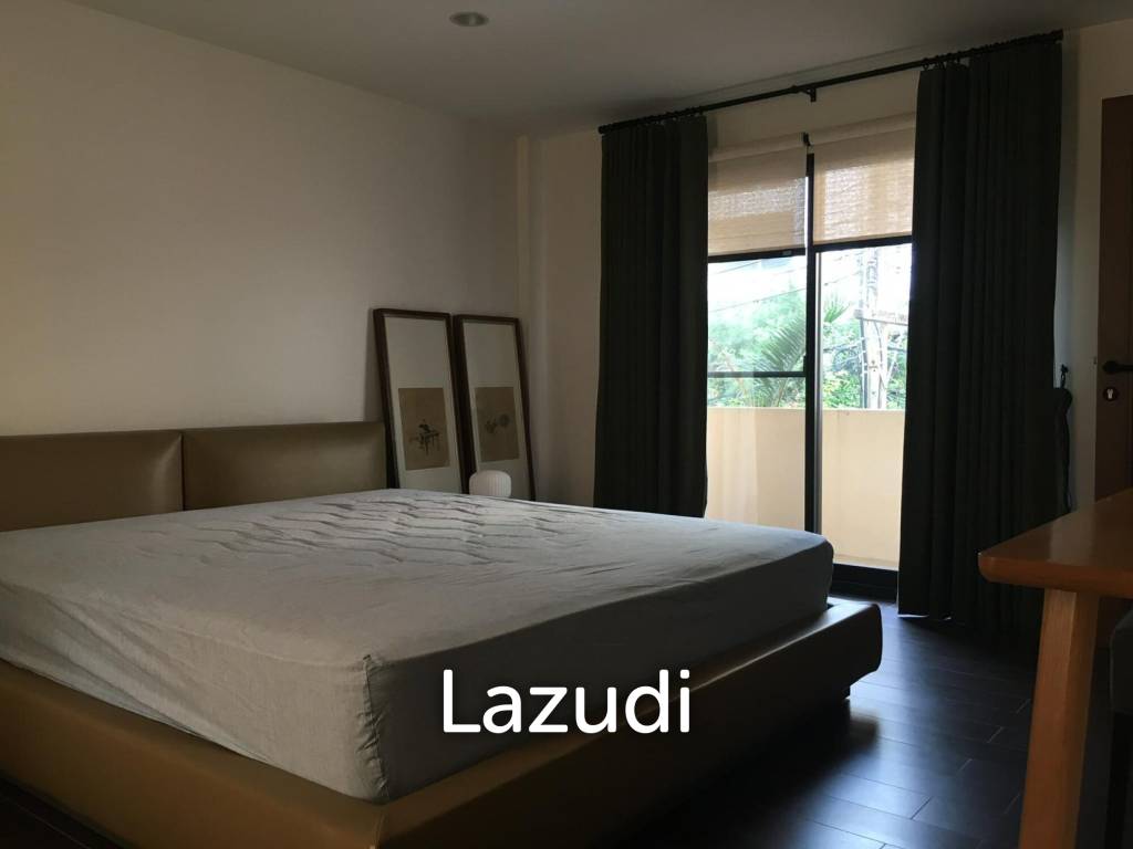 Spacious Home Office in Central Phrom Phong Thonglor
