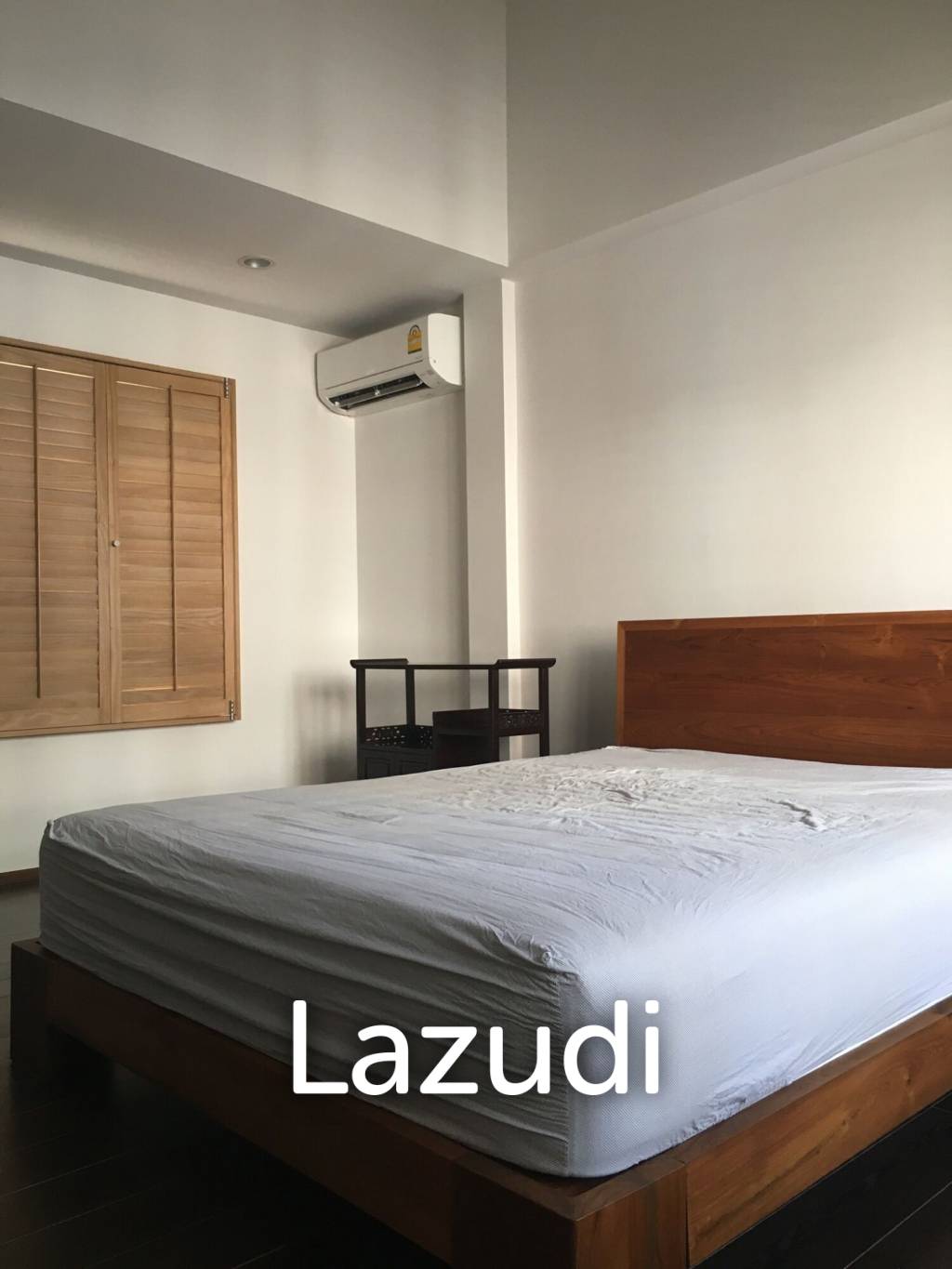 Spacious Home Office in Central Phrom Phong Thonglor