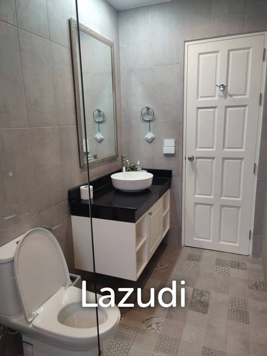 Luxury Pool Villa, 3 bed, 3 bath . 2 minutes from Golf Course