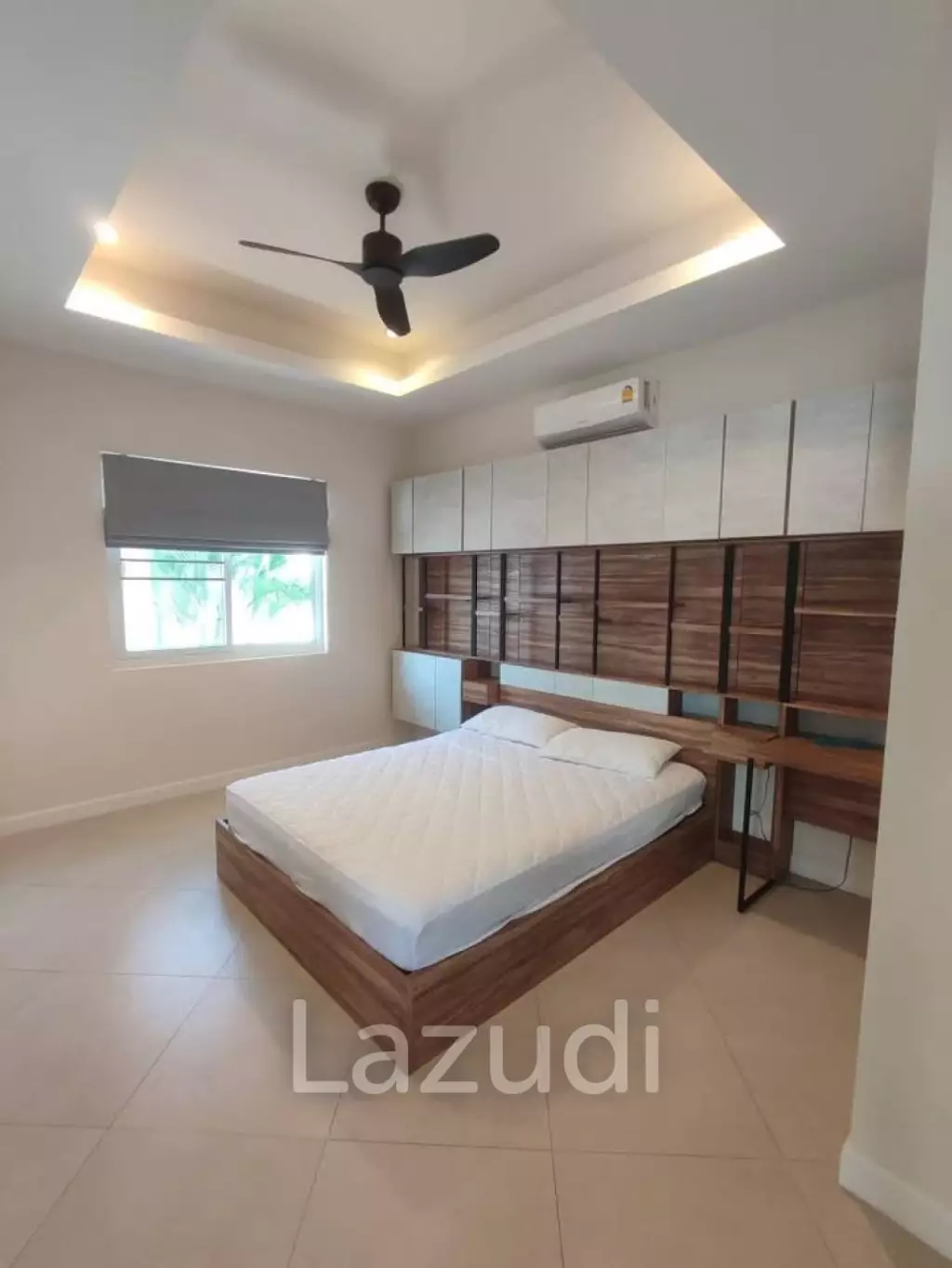 Luxury Pool Villa, 3 bed, 3 bath . 2 minutes from Golf Course