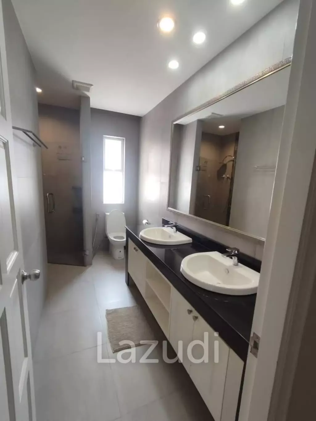 Luxury Pool Villa, 3 bed, 3 bath . 2 minutes from Golf Course