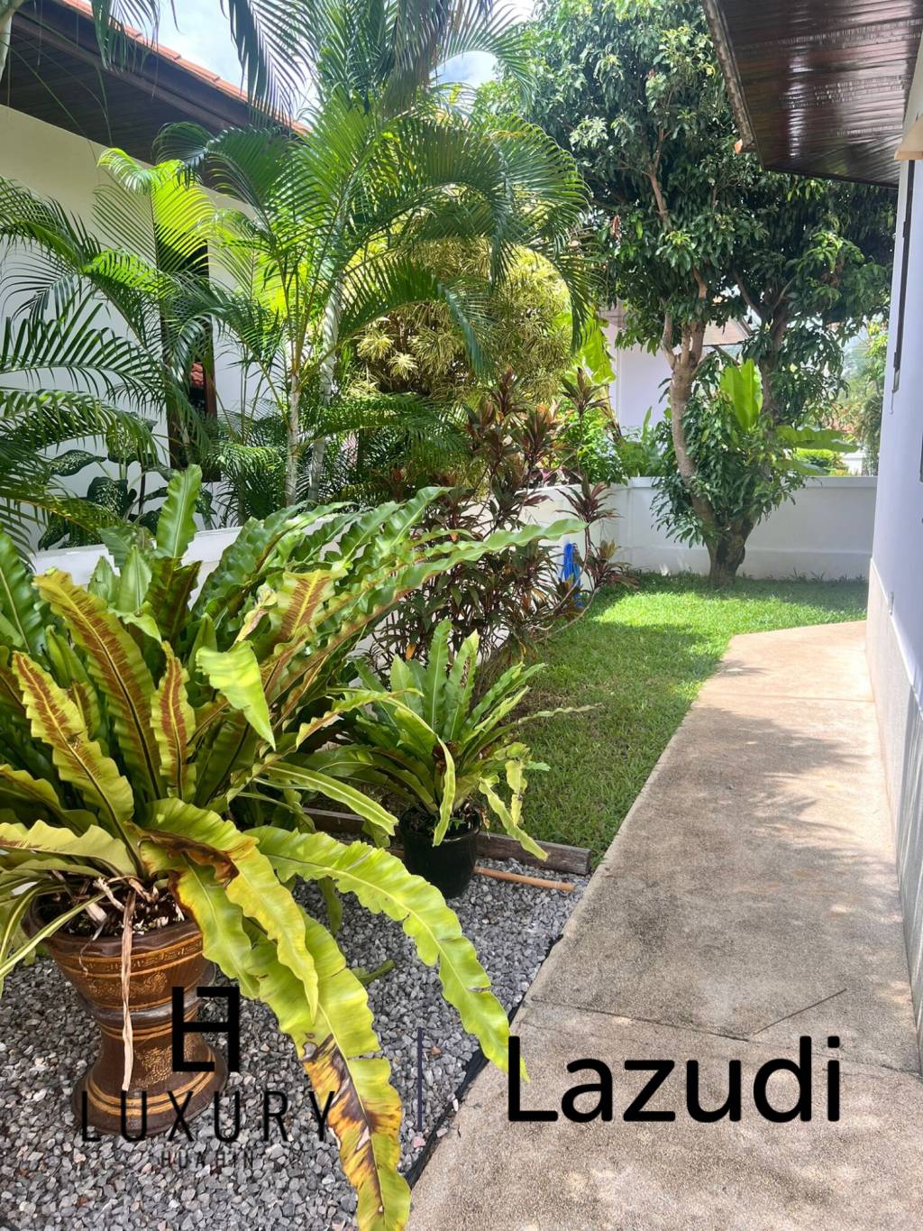 300 m² 1 Chambre 1 Salle de bain Villa Pour Louer