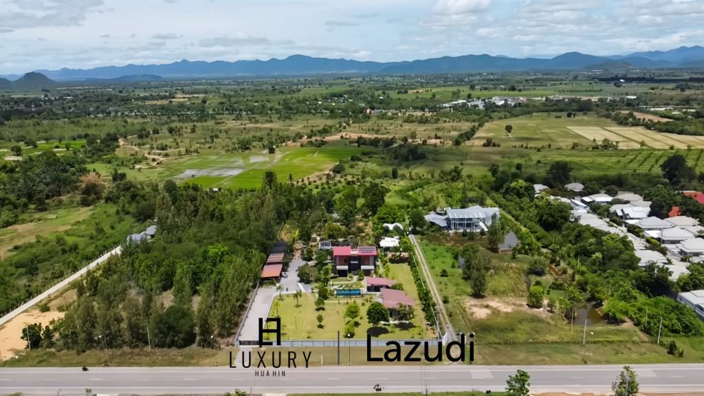 Exclusive 5 Bedroom Villa with Swimming Pool on 5 Rai Plot