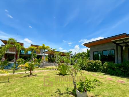 วิลล่า 5 ห้องนอนพร้อมสระว่ายน้ำและพื้นที่สวนขนาดใหญ่ในทับใต้ หัวหิน