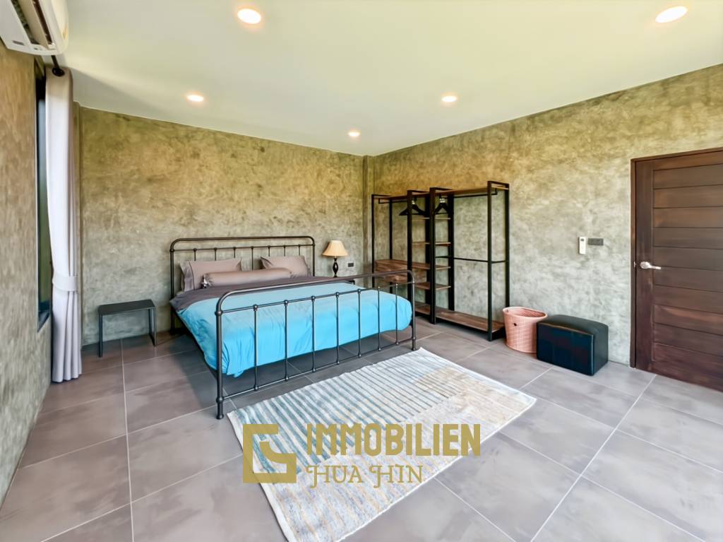 วิลล่า 5 ห้องนอนพร้อมสระว่ายน้ำและพื้นที่สวนขนาดใหญ่ในทับใต้ หัวหิน