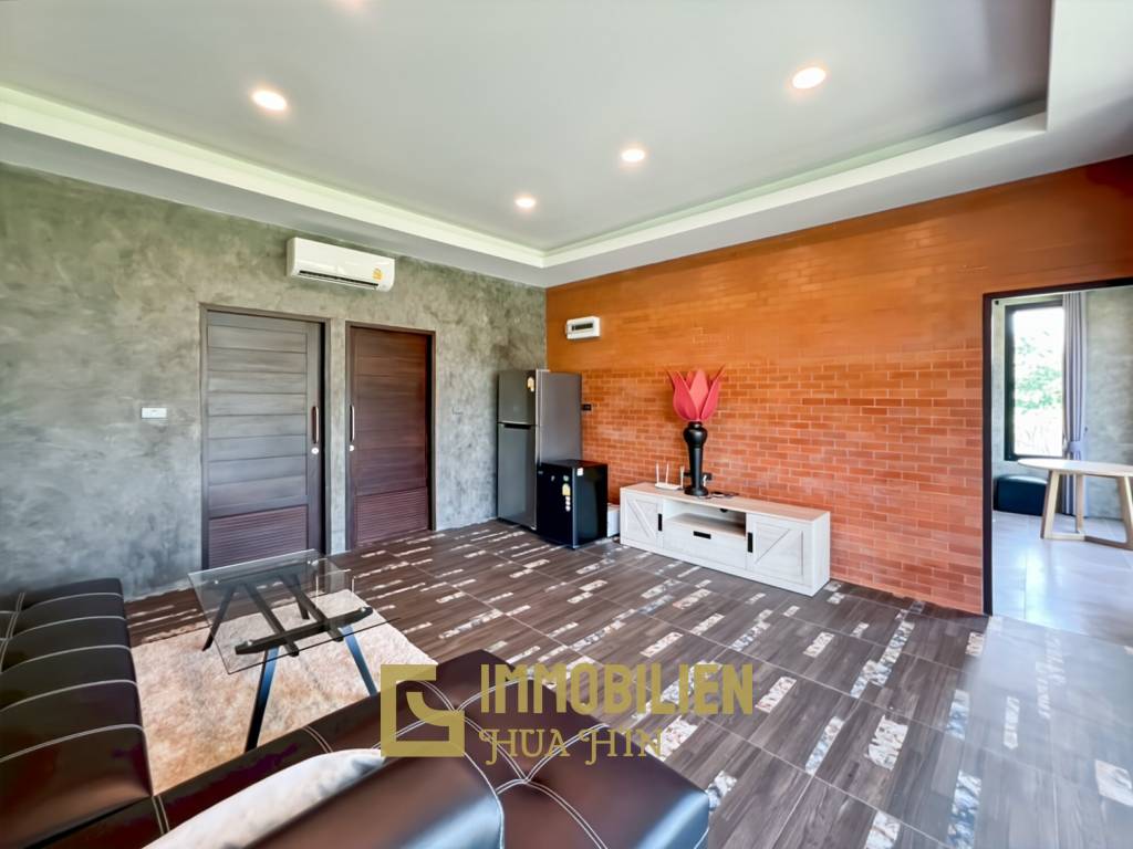 วิลล่า 5 ห้องนอนพร้อมสระว่ายน้ำและพื้นที่สวนขนาดใหญ่ในทับใต้ หัวหิน