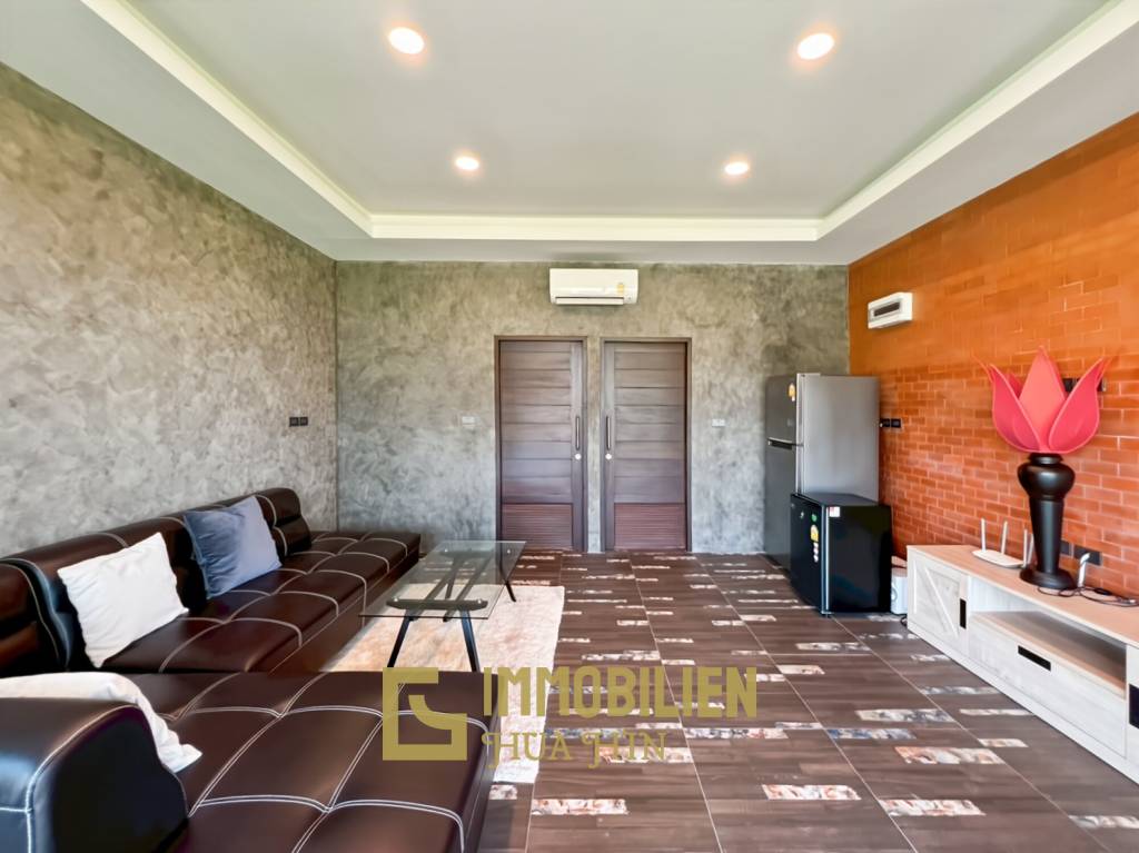 วิลล่า 5 ห้องนอนพร้อมสระว่ายน้ำและพื้นที่สวนขนาดใหญ่ในทับใต้ หัวหิน