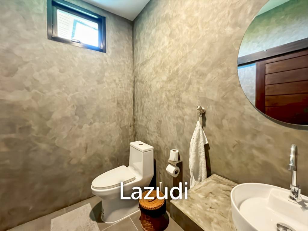 Exclusive 5 Bedroom Villa with Swimming Pool on 5 Rai Plot