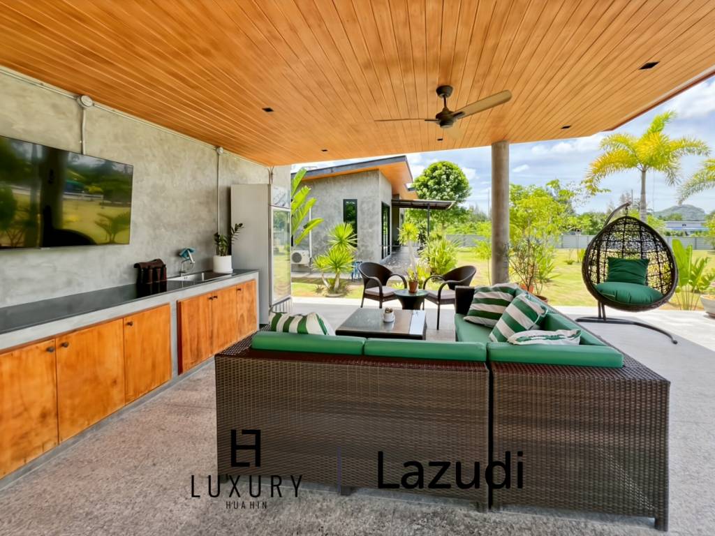 Exclusive 5 Bedroom Villa with Swimming Pool on 5 Rai Plot