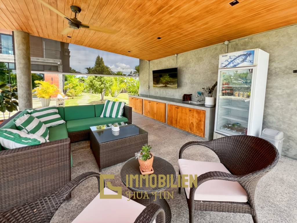 วิลล่า 5 ห้องนอนพร้อมสระว่ายน้ำและพื้นที่สวนขนาดใหญ่ในทับใต้ หัวหิน