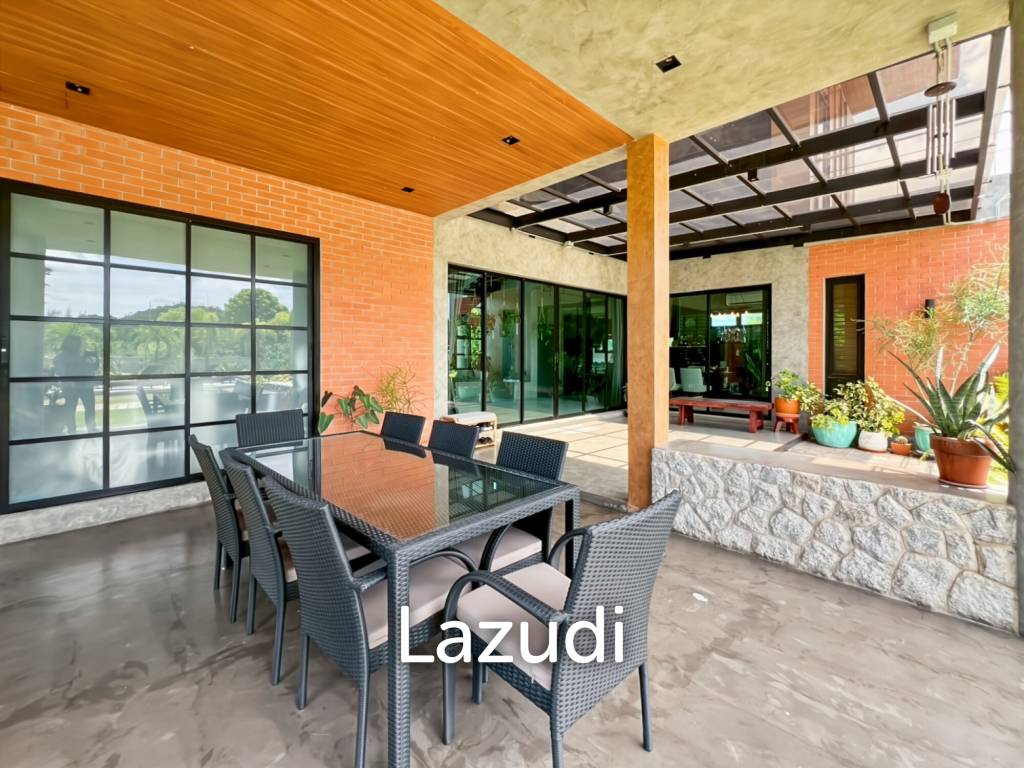 Exclusive 5 Bedroom Villa with Swimming Pool on 5 Rai Plot