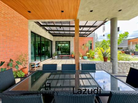 Exclusive 5 Bedroom Villa with Swimming Pool on 5 Rai Plot