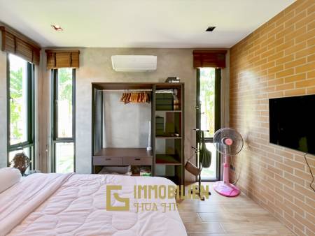 วิลล่า 5 ห้องนอนพร้อมสระว่ายน้ำและพื้นที่สวนขนาดใหญ่ในทับใต้ หัวหิน