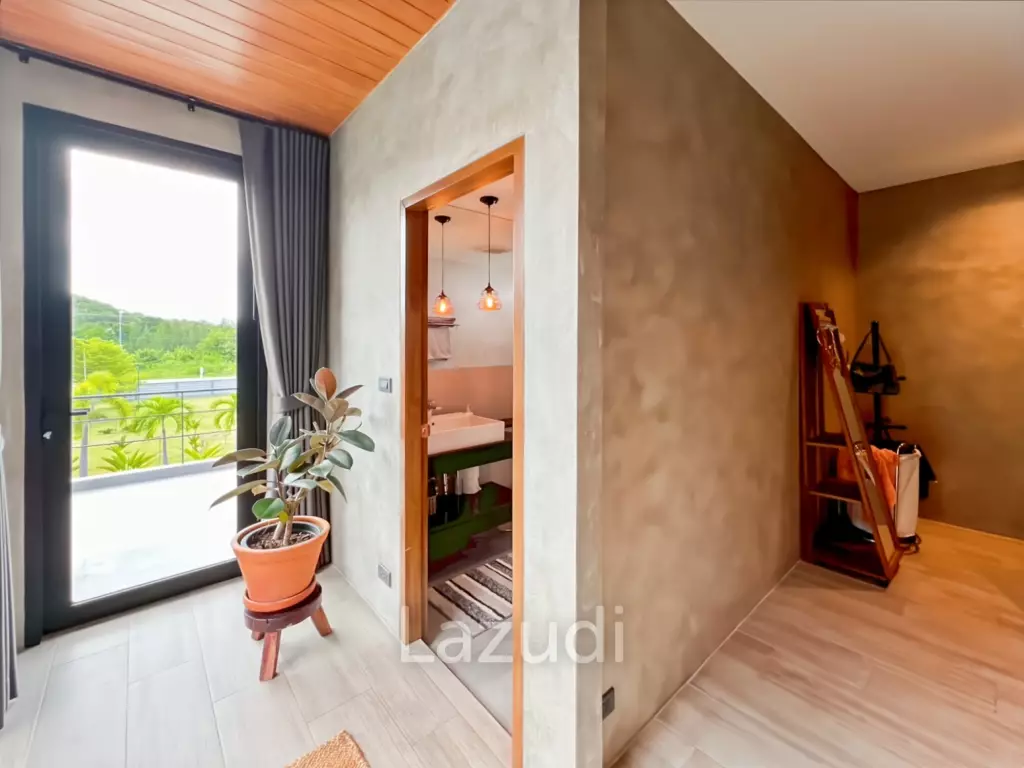 Exclusive 5 Bedroom Villa with Swimming Pool on 5 Rai Plot