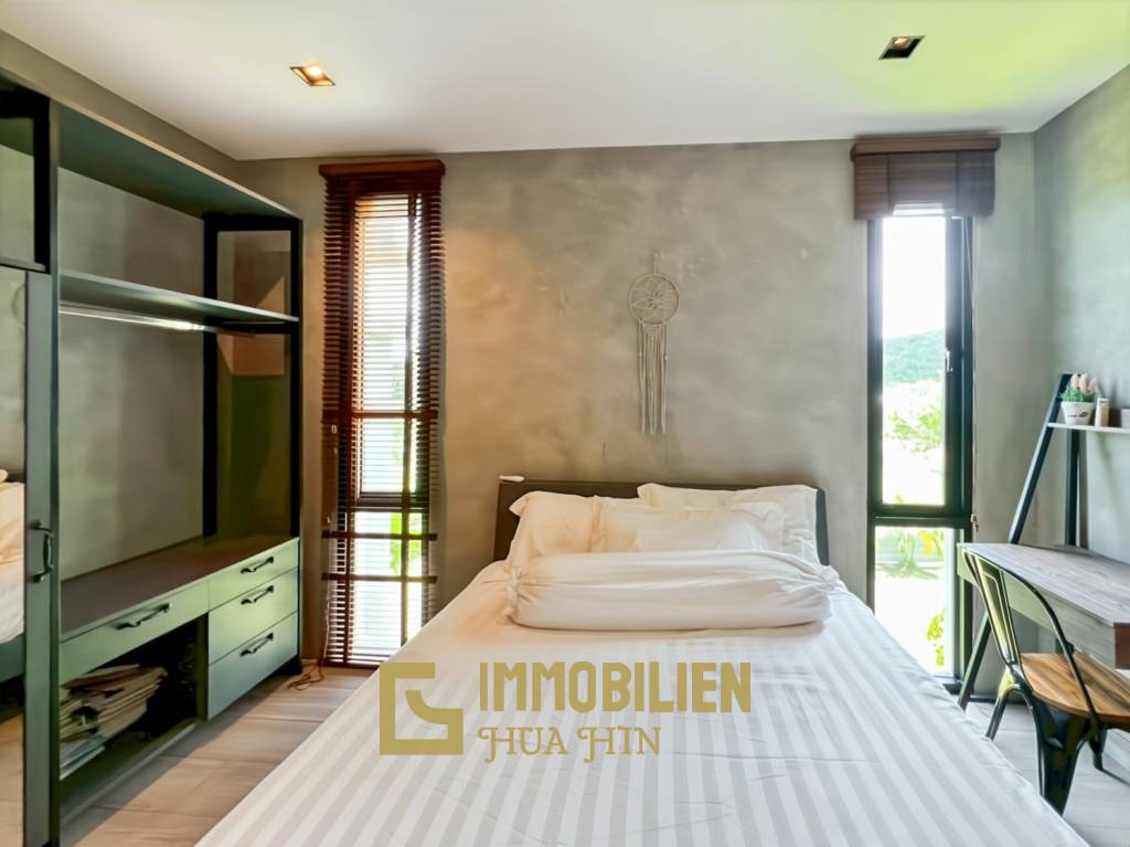 วิลล่า 5 ห้องนอนพร้อมสระว่ายน้ำและพื้นที่สวนขนาดใหญ่ในทับใต้ หัวหิน