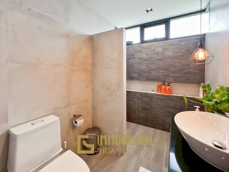 วิลล่า 5 ห้องนอนพร้อมสระว่ายน้ำและพื้นที่สวนขนาดใหญ่ในทับใต้ หัวหิน