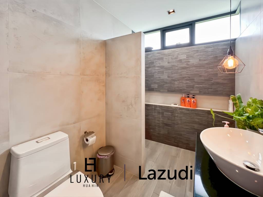 Exclusive 5 Bedroom Villa with Swimming Pool on 5 Rai Plot