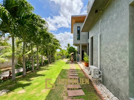 วิลล่า 5 ห้องนอนพร้อมสระว่ายน้ำและพื้นที่สวนขนาดใหญ่ในทับใต้ หัวหิน