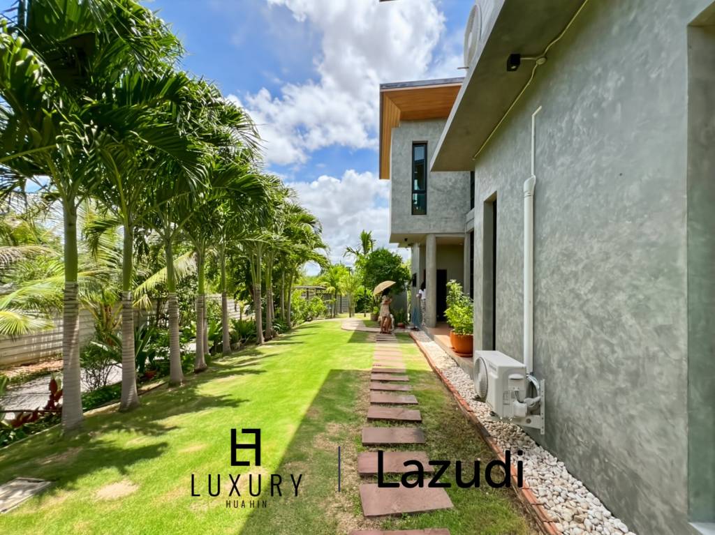 Exclusive 5 Bedroom Villa with Swimming Pool on 5 Rai Plot