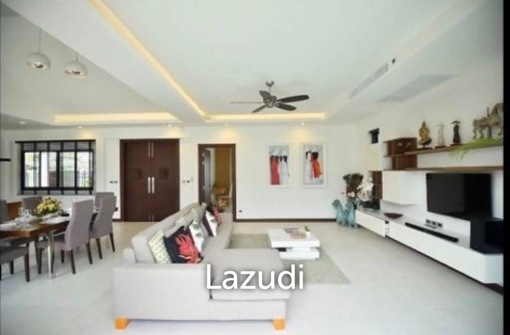 3-Bedroom Pool Villa For Sale In Soi Pasak, Thalang