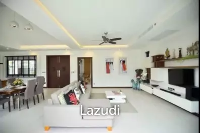 3-Bedroom Pool Villa For Sale In Soi Pasak, Thalang