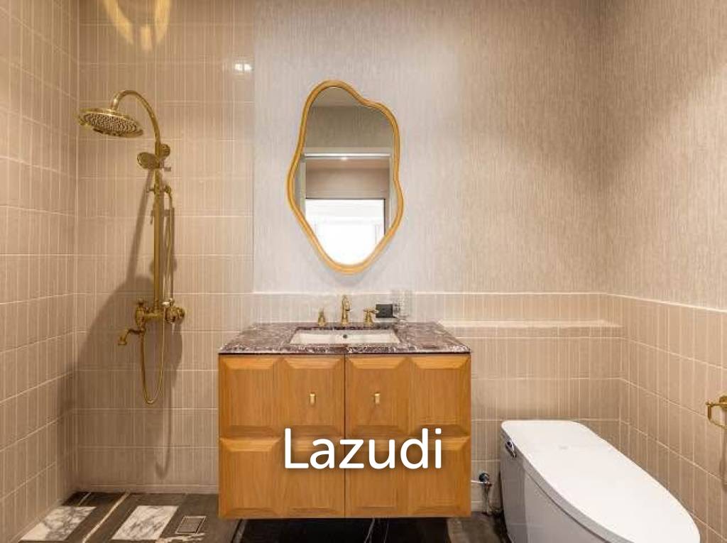 Townhouse For Sale 205SQ.M 26S Q.Wah 3 Bed 3 Bath in Sathorn