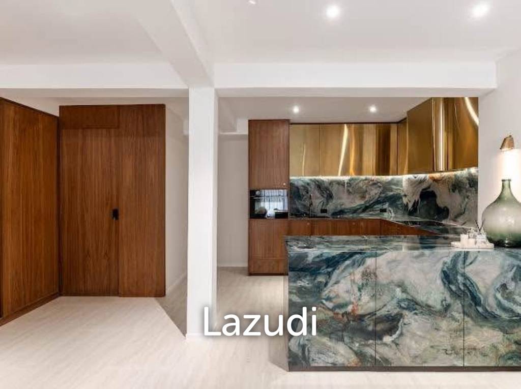 Townhouse For Sale 205SQ.M 26S Q.Wah 3 Bed 3 Bath in Sathorn