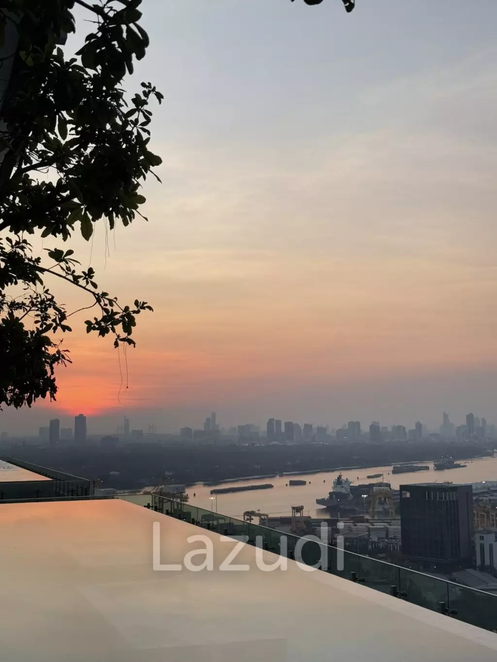 1 Bedroom 1 Bathroom 32 SQ.M Modiz Sukhumvit 50