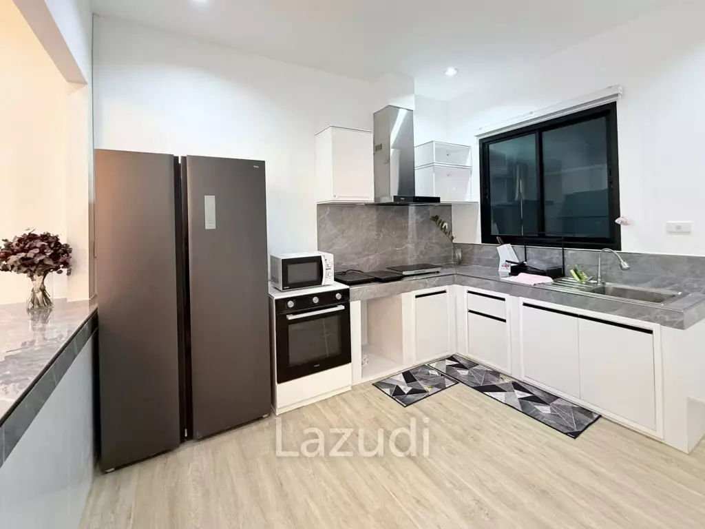 3-Bedroom Pool Villa For Rent In Chalong