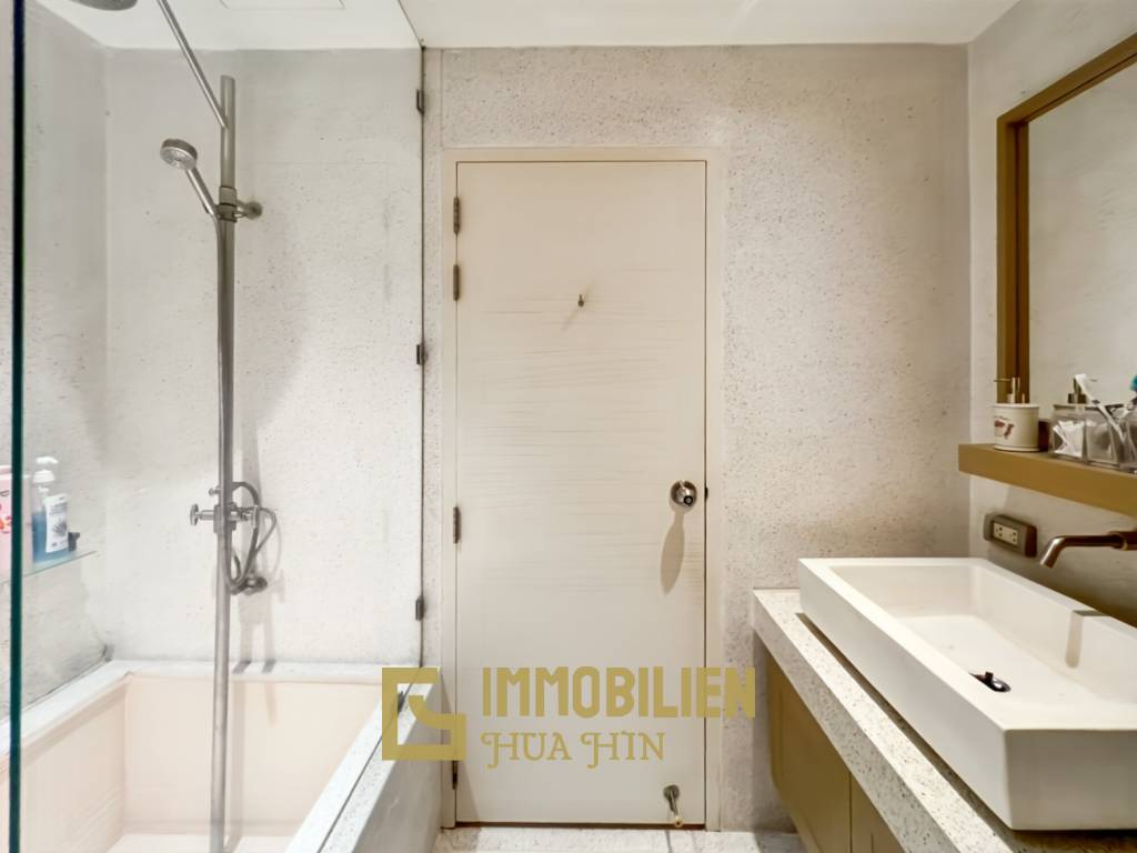 Baan Nub Kluen: Elégant condo d'une chambre à coucher avec accès à la plage