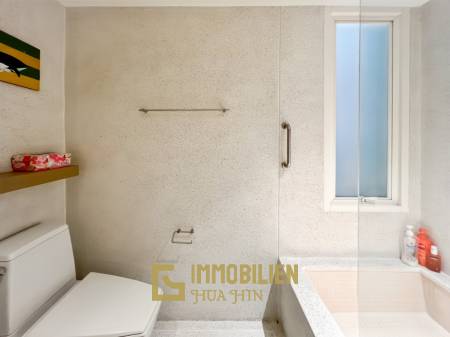 Baan Nub Kluen: Elégant condo d'une chambre à coucher avec accès à la plage