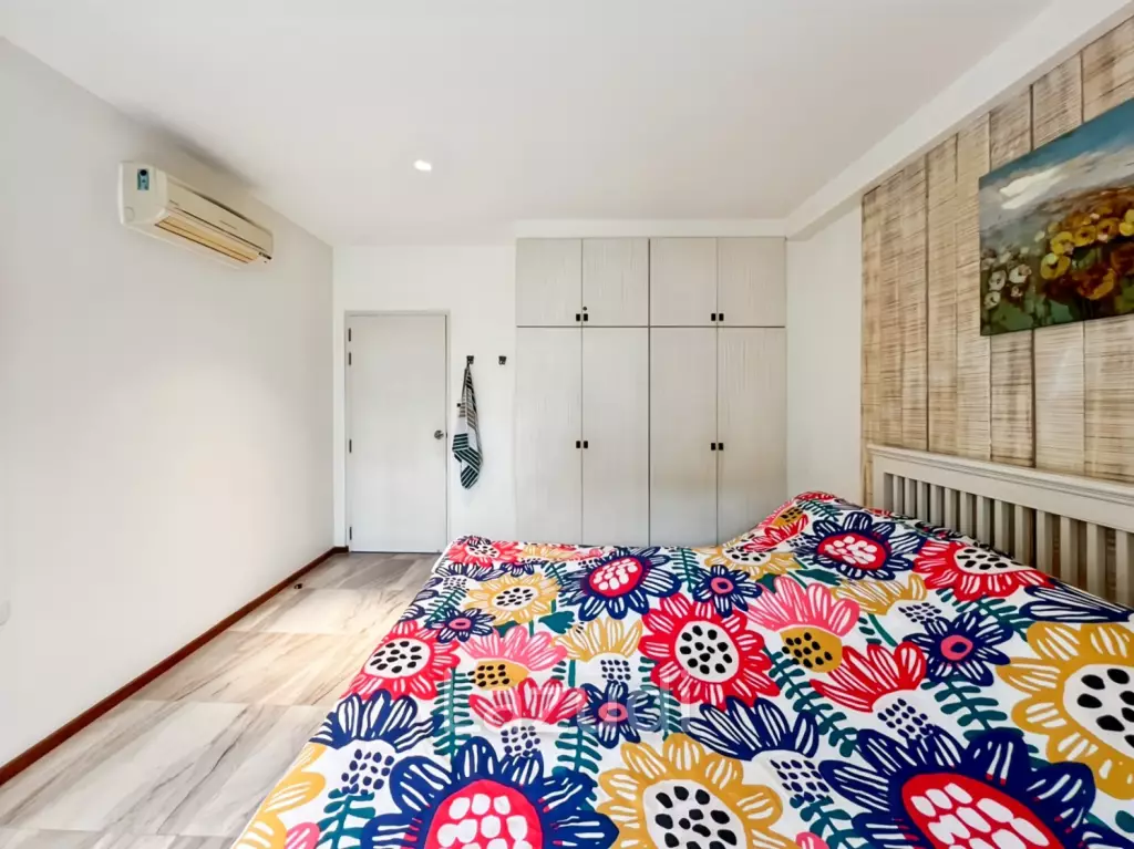 Elegant 1-Bedroom Condo with Beach Access in Baan Nub Kluen