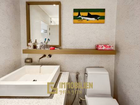 Baan Nub Kluen: Elégant condo d'une chambre à coucher avec accès à la plage