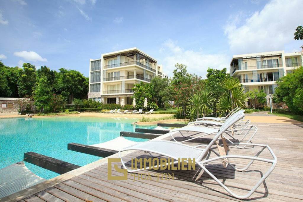 Baan Nub Kluen: Elégant condo d'une chambre à coucher avec accès à la plage