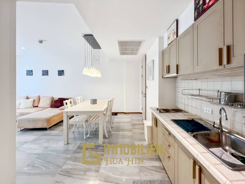 Baan Nub Kluen: Elégant condo d'une chambre à coucher avec accès à la plage