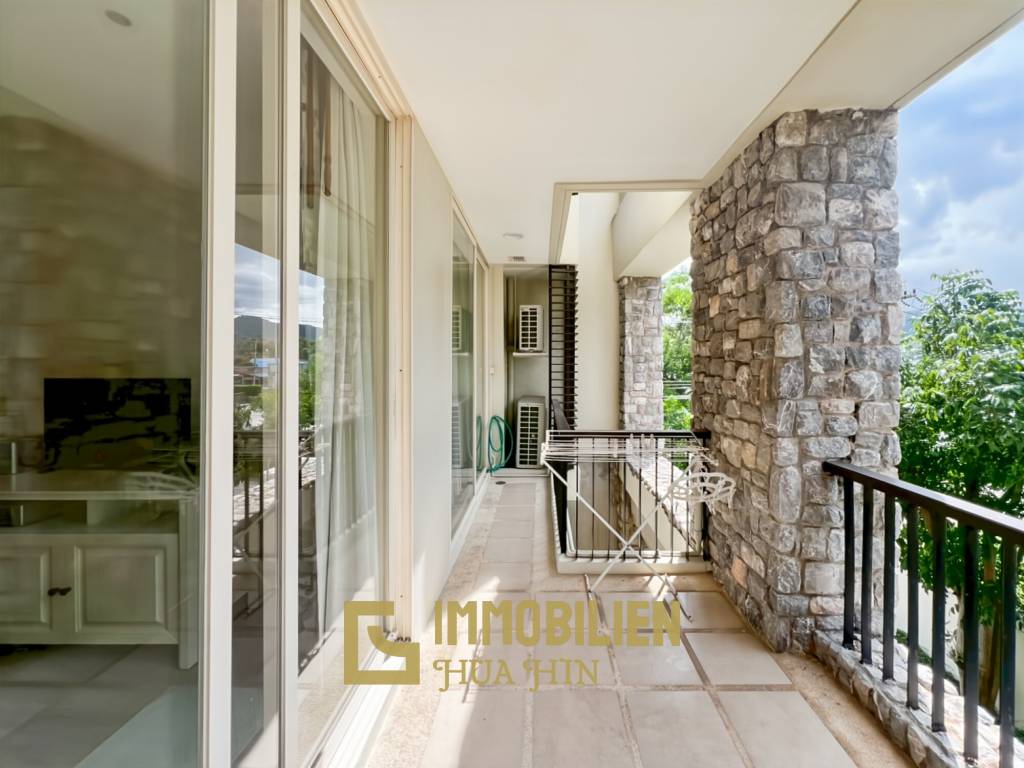 Baan Nub Kluen: Elégant condo d'une chambre à coucher avec accès à la plage