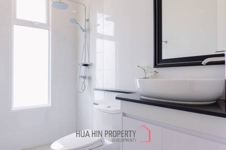 3 Bed 4 Bath 264.7 SQ.M Woodlands Residence