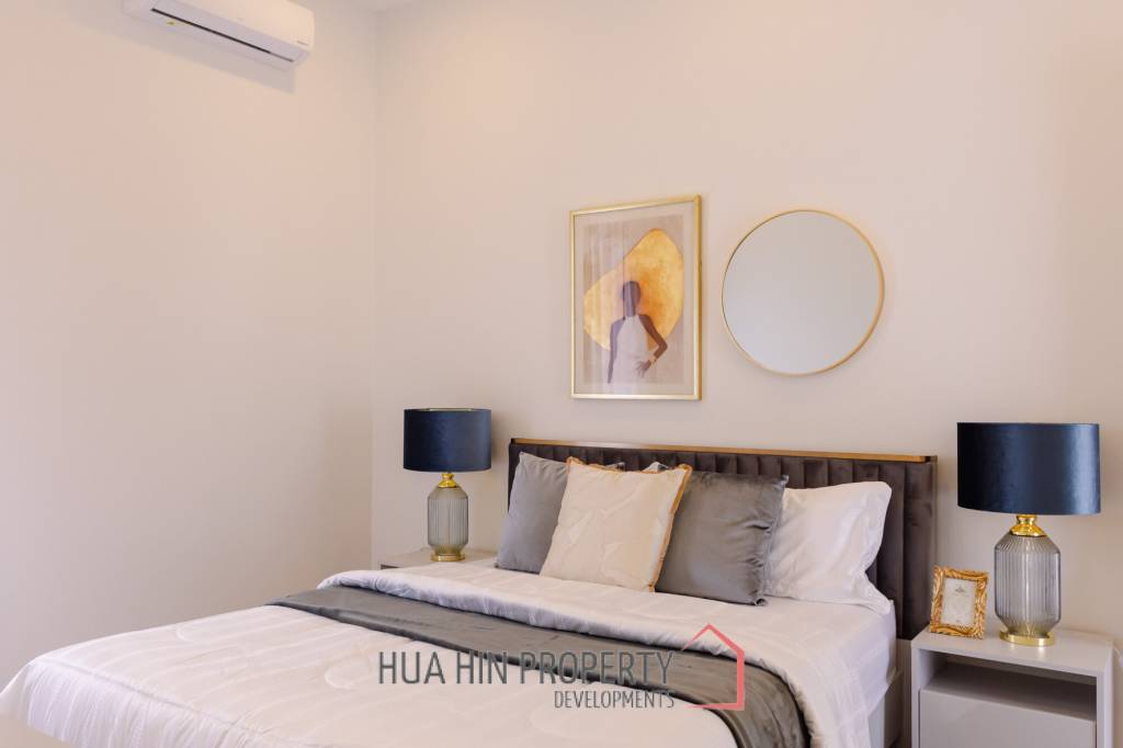 3 Bed 4 Bath 264.7 SQ.M Woodlands Residence