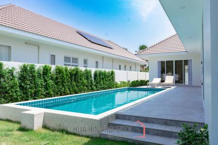 3 Bed 4 Bath 264.7 SQ.M Woodlands Residence