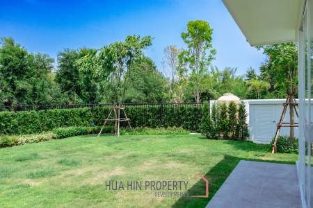3 Bed 4 Bath 264.7 SQ.M Woodlands Residence