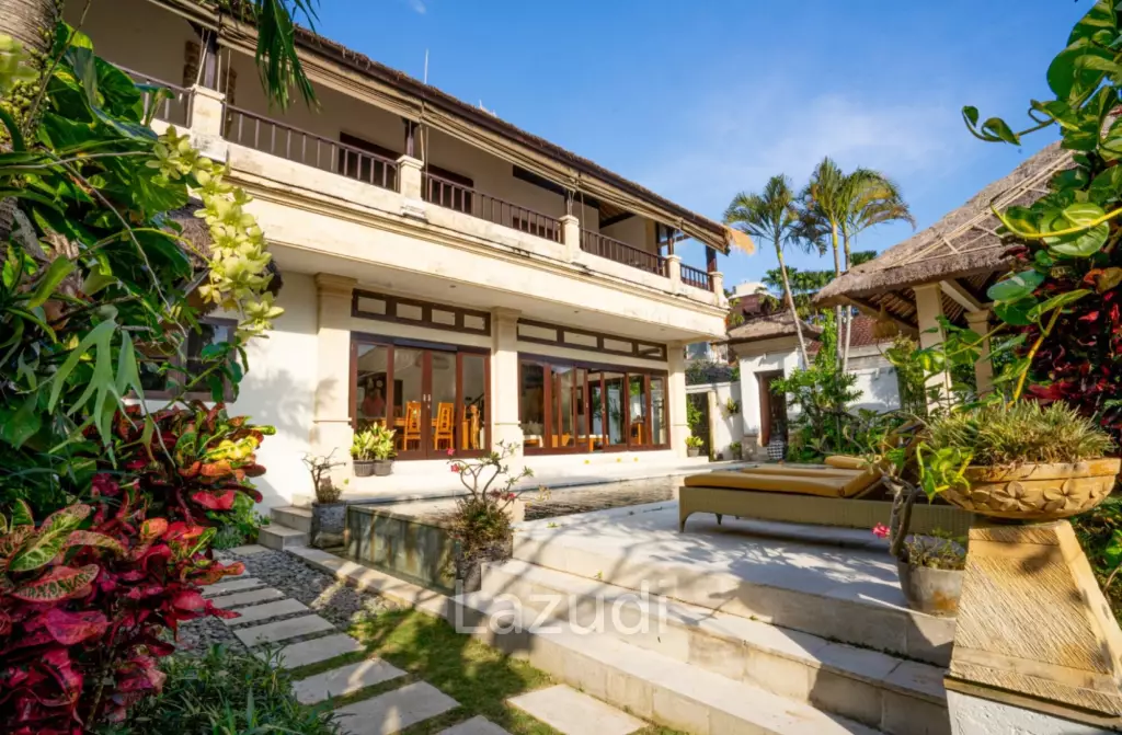 Massive opportunity with this Beautiful 4 bedroom Tropical Villa in Prime Seminyak walking distance to the beach