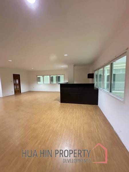 BAAN KLANG CONDO : Great Value condo With 130 SQM.