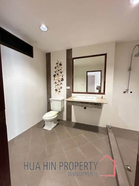 BAAN KLANG CONDO : Great Value condo With 130 SQM.