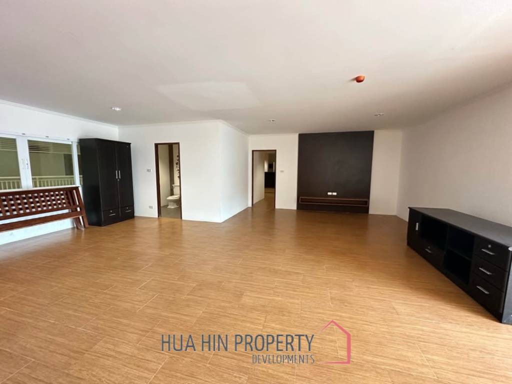 BAAN KLANG CONDO : Great Value condo With 130 SQM.