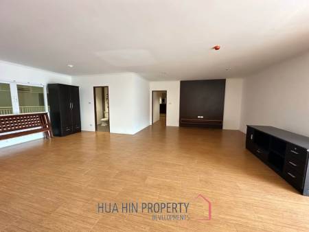 BAAN KLANG CONDO : Great Value condo With 130 SQM.