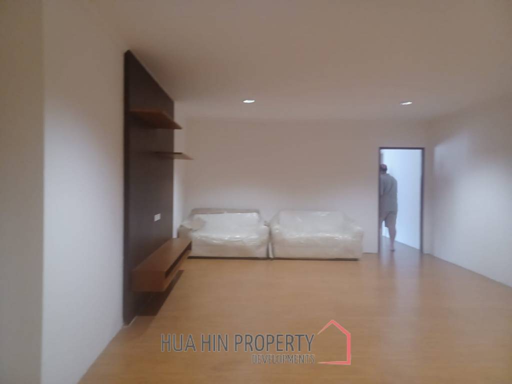 BAAN KLANG CONDO : Great Value condo With 130 SQM.