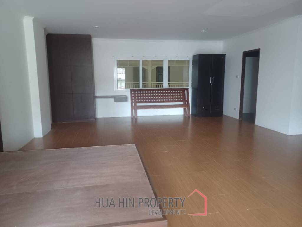 BAAN KLANG CONDO : Great Value condo With 130 SQM.