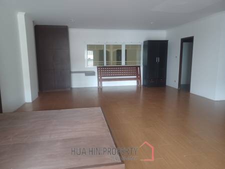 BAAN KLANG CONDO : Great Value condo With 130 SQM.