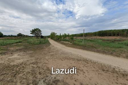 7 Rai 2 Plots of Land For Sale near to Lao River in Phan