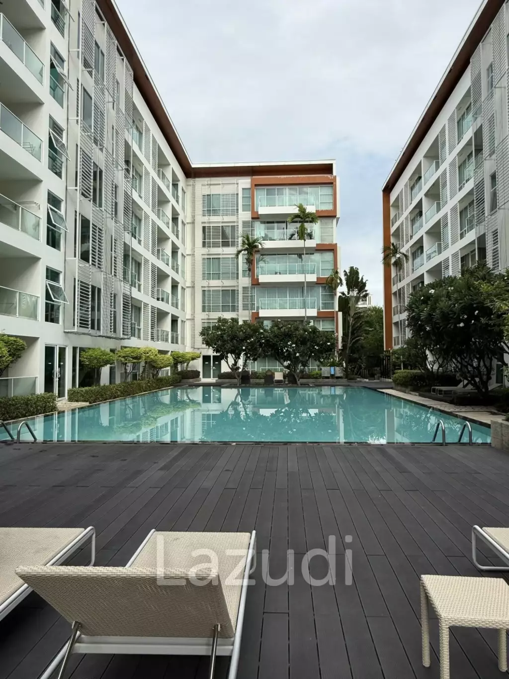 THE BREEZE: 98 SQM CONDO TOP FLOOR, 2 BEDROOOM